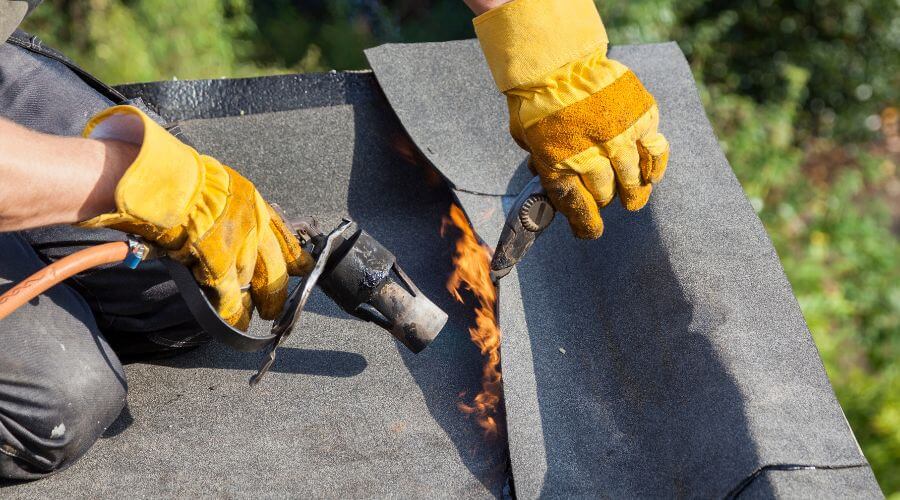 Professional gutter cleaning in Ojibwa, WI
